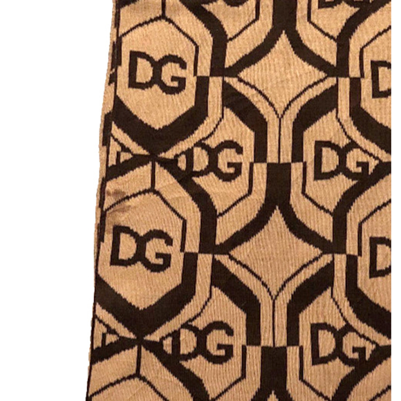 Dolce & Gabbana Brown &Tan Reversible Scarf Pre-owned - Picture 13 of 16